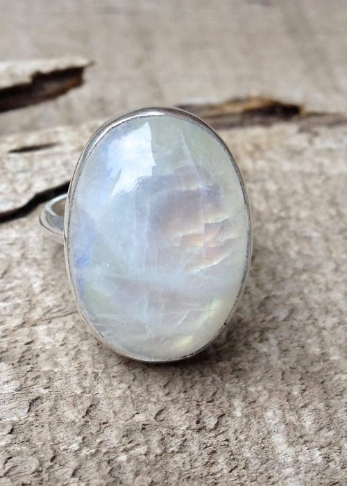 rainbow-moonstone-color